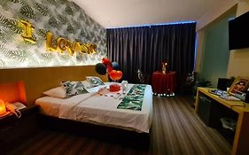 Grandeur Hotel And Spa